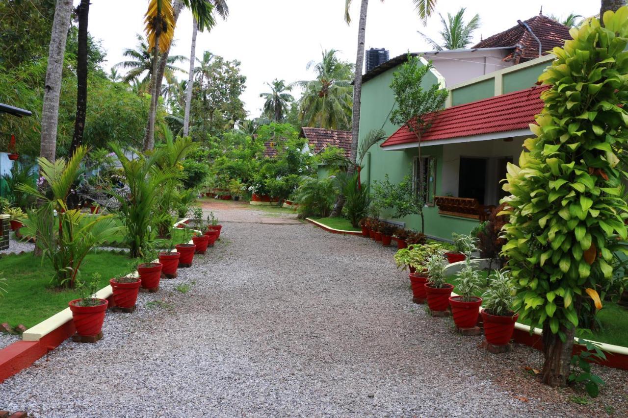 Divine Bliss Beach Resort Varkala Eksteriør billede